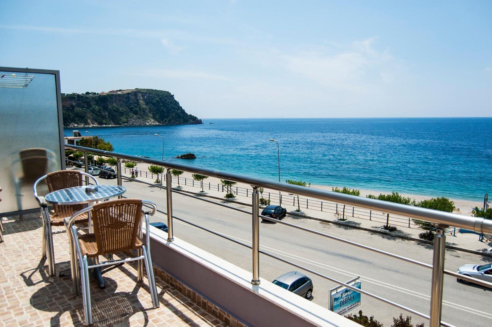 Dhima Hotel Химар Екстериор снимка