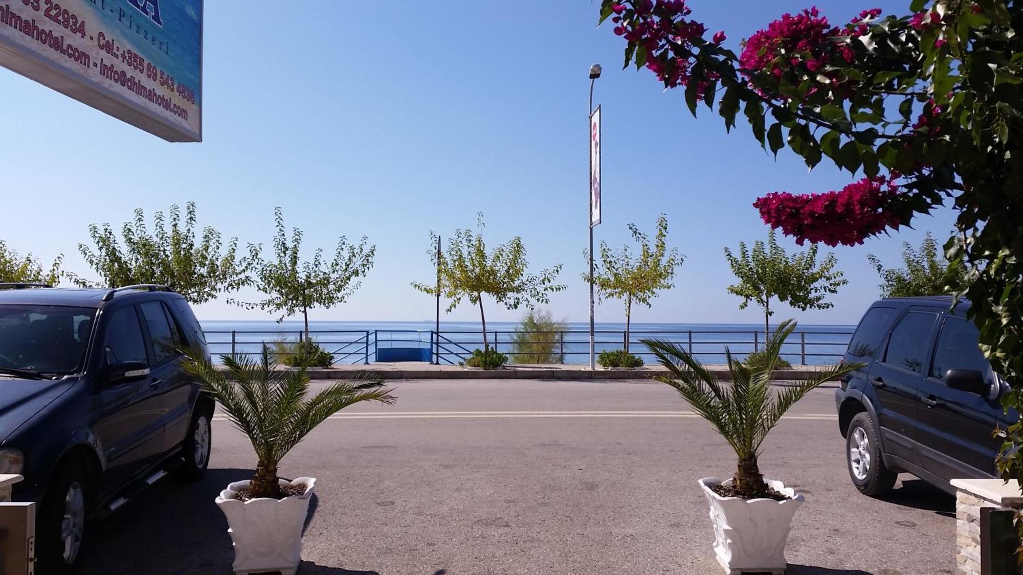 Dhima Hotel Химар Екстериор снимка