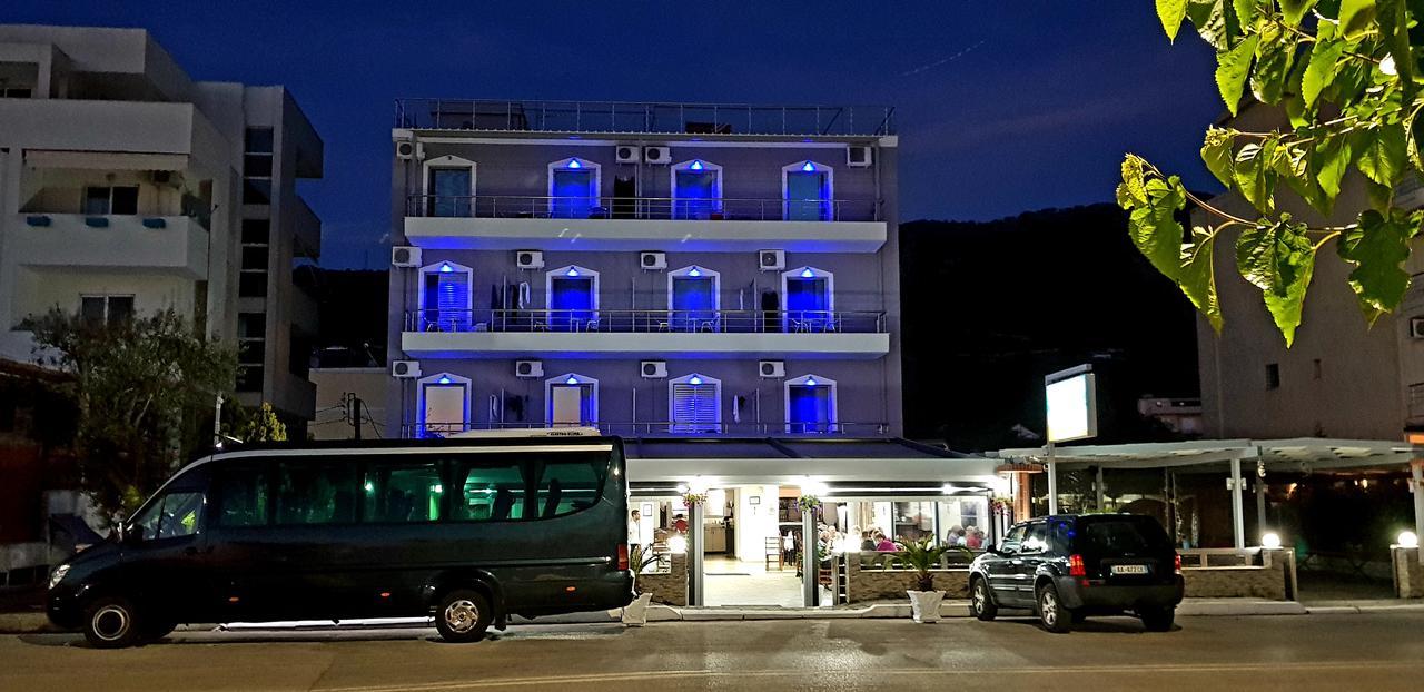 Dhima Hotel Химар Екстериор снимка