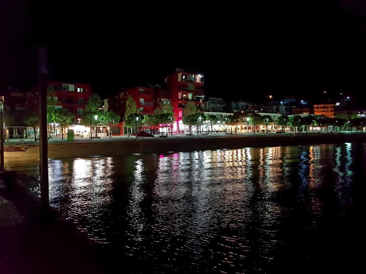 Dhima Hotel Химар Екстериор снимка